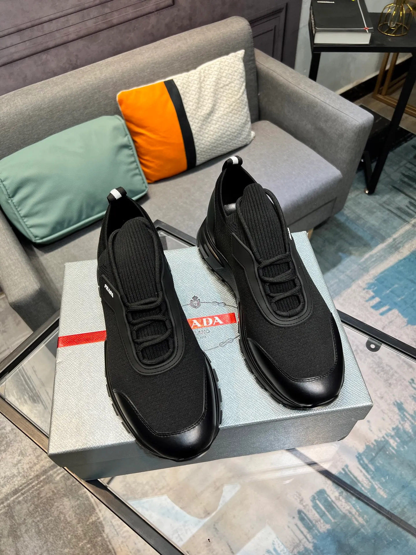 Men's shoes 💰500 PRADA "Prada" casual shoes Regular size: 38-44 (45 can be customized) Product material: Selected cowhide with fly weave material, genuine leather lining, original outsole
